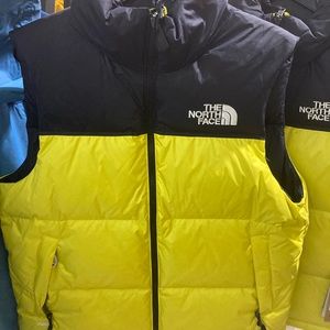 M 1996 retro Nuptse vest